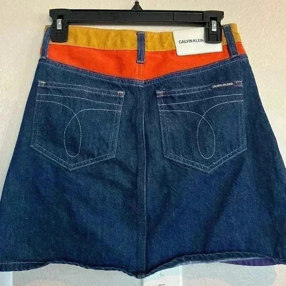 Calvin Klein American classics high rise mini skirt Jean SIZE 27 - Picture 2 of 3